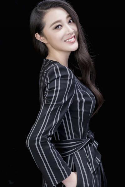 女演员赵,璀璨银幕下的魅力女神