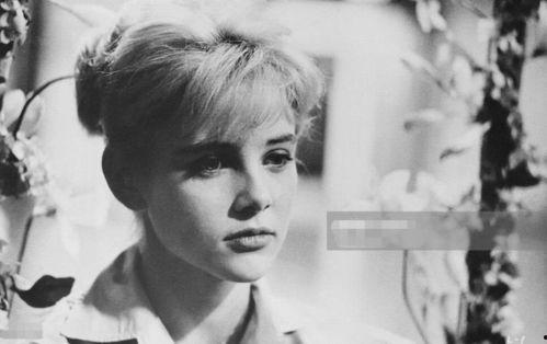 洛丽塔演员表,经典阵容演绎禁忌之恋